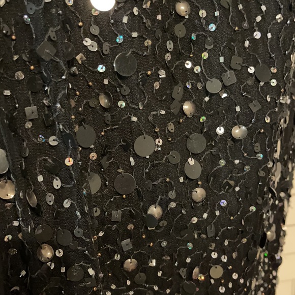Black mini sequined shift dress - Picture 4 of 6